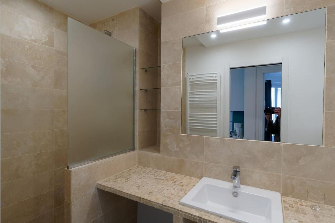 Quiet Apartment Near Montmartre パリ エクステリア 写真